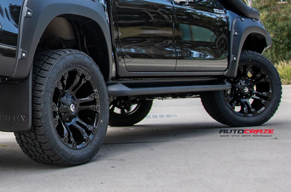 TOYOTA HILUX N80 4WD VAPOR MATTE BLACK